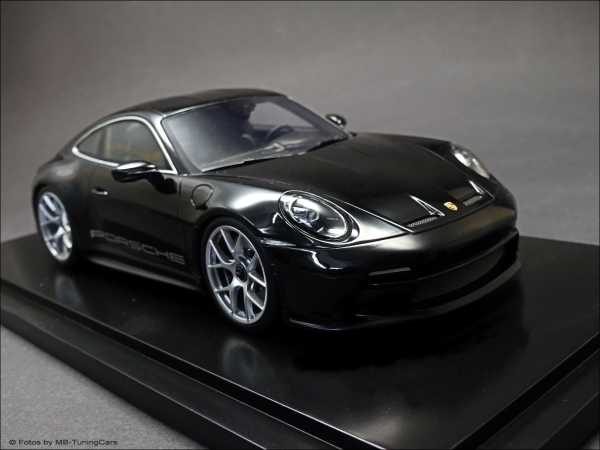 1:18 Porsche 911 992 S/T BlackEdition 911/ Spark inkl OVP Vitrine